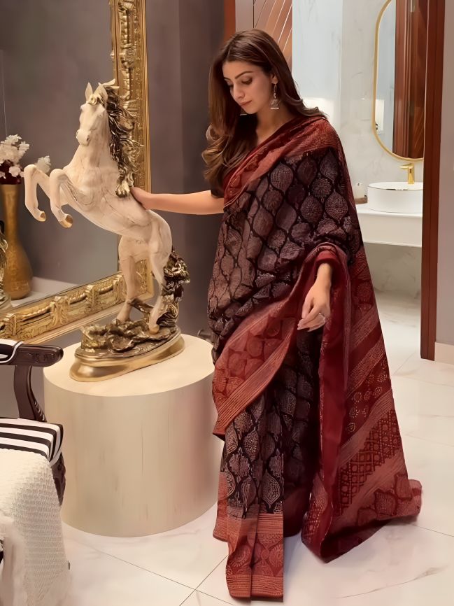 Ajrak: Hala