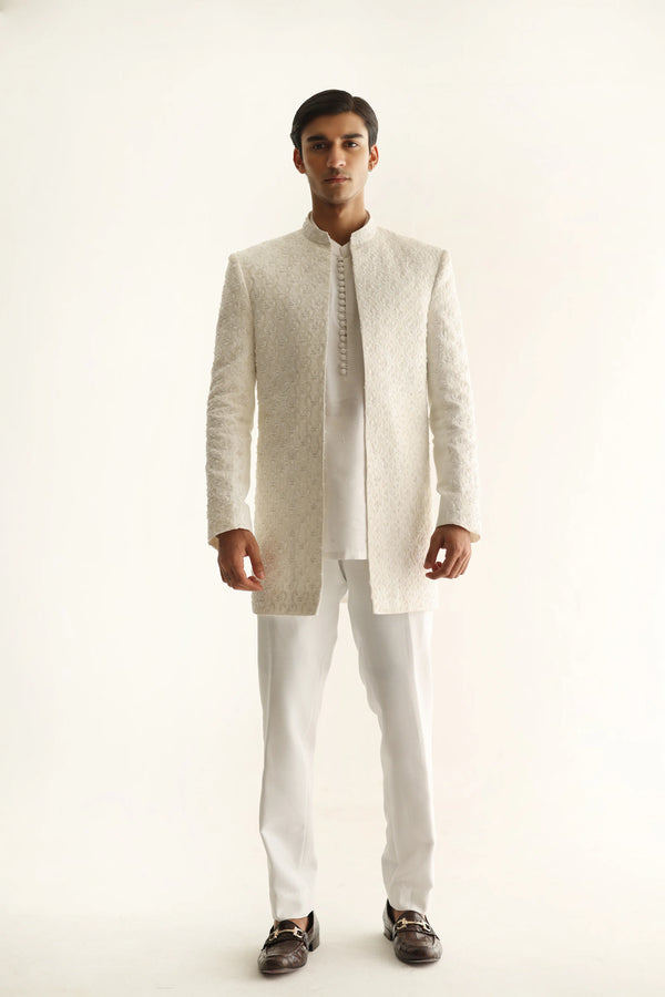 WHITE EMBOSSED FRONT OPEN PRINCE SUIT