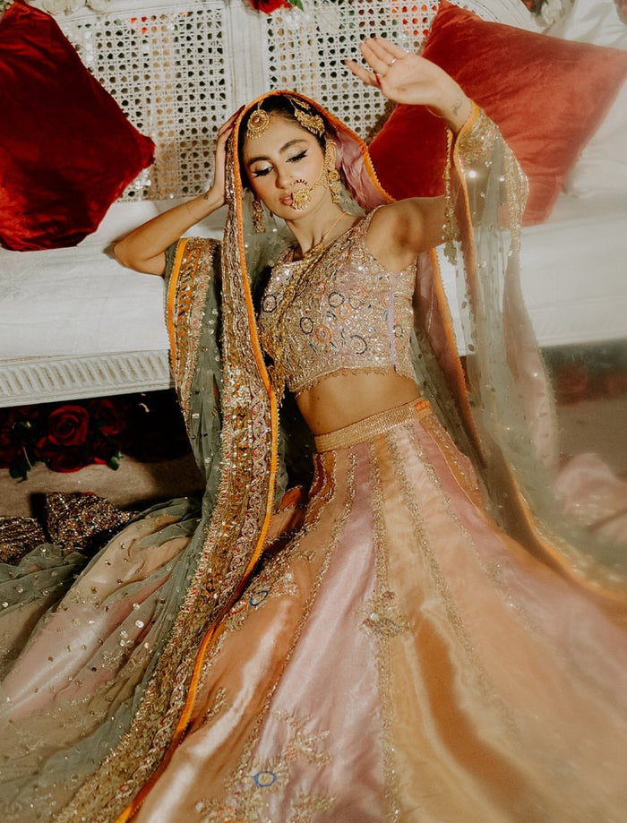 Mehndi Ensemble 01