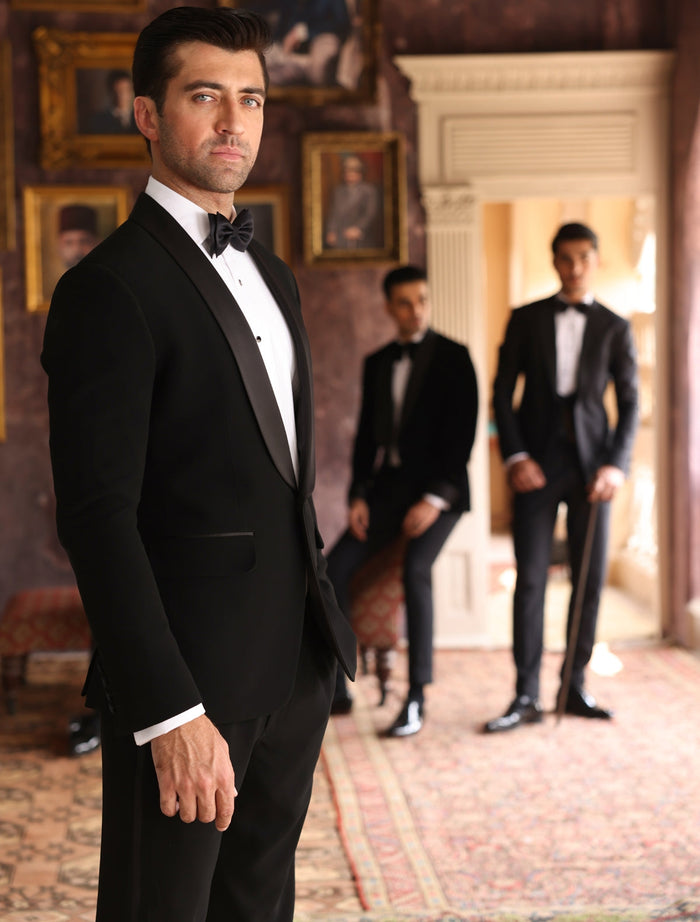 Black Shawl Lapel Tuxedo Suit
