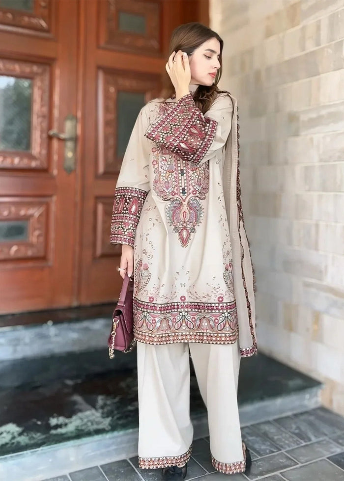 2519 Embroidered 3 Piece