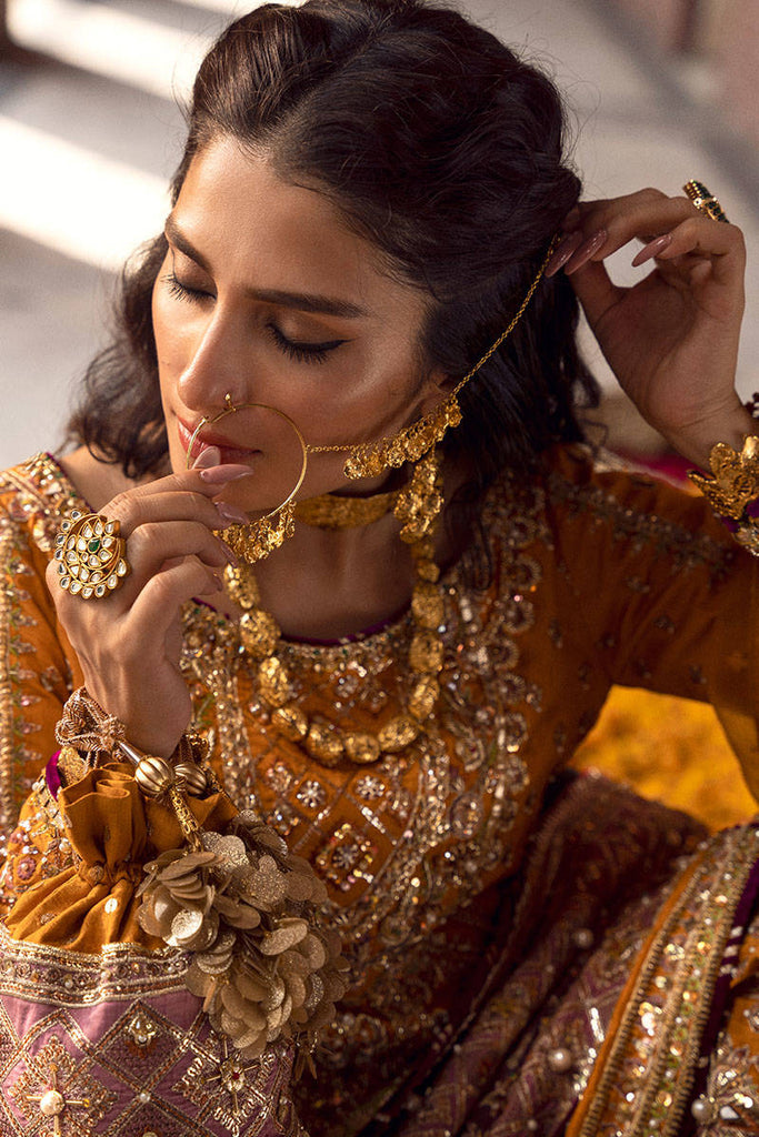 Latest bridal #Flower​ hand made Jewelry for mayo #Haldi​ By fashion |  Haldi outfit, Mehendi outfits, Haldi outfits