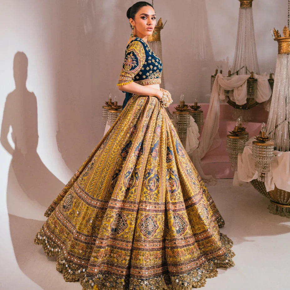 Golden heavy bridal lehenga best sale