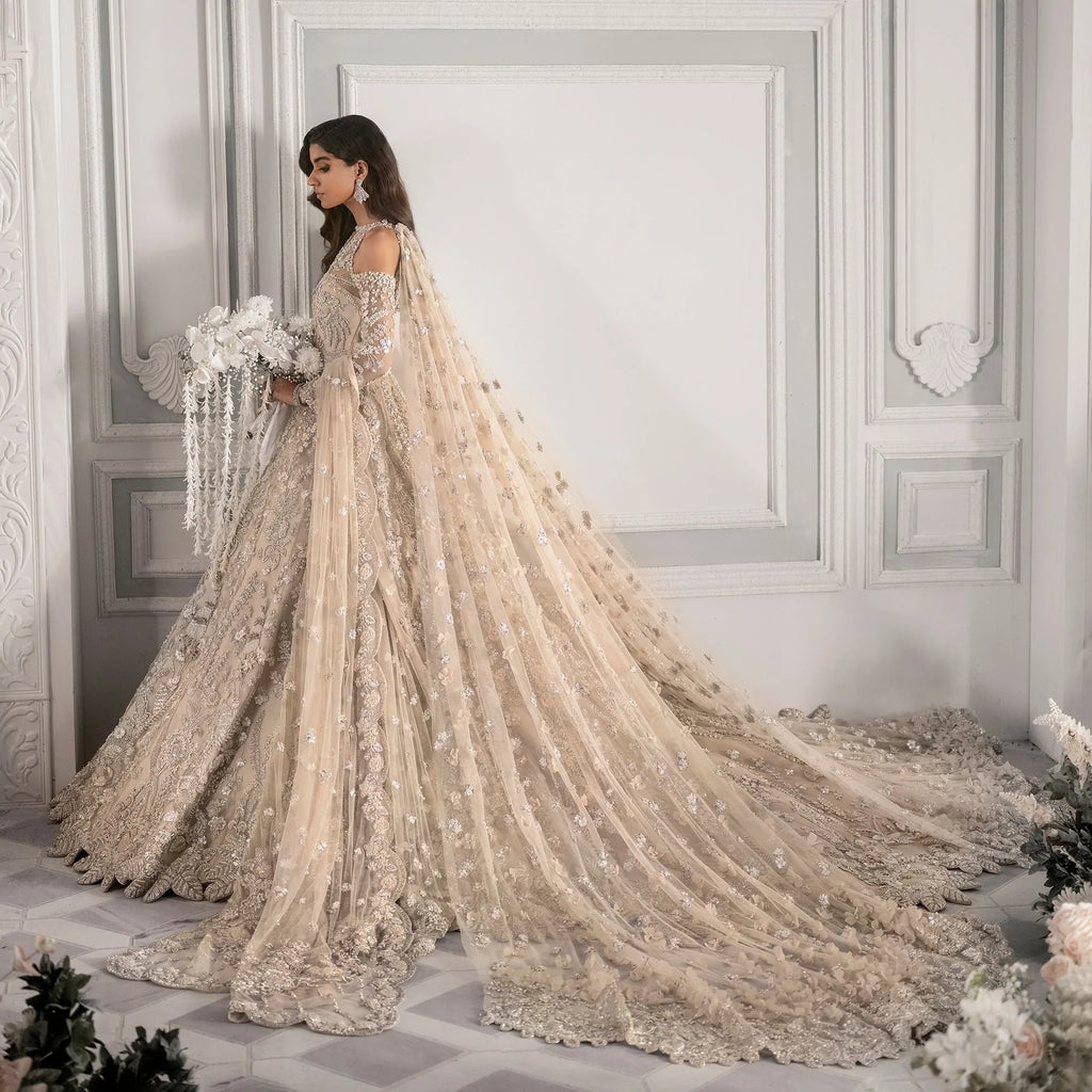 White Lehenga Maxi Dress For Pakistani Bridal Wear – UY COLLECTION |  lupon.gov.ph