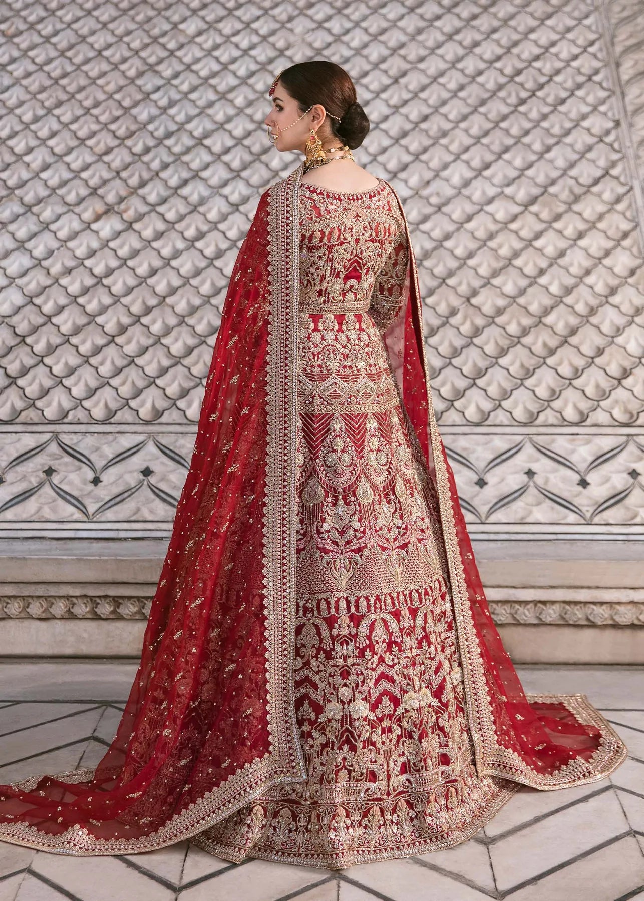 Embellished Red Lehenga Choli Pakistani Wedding Dresses