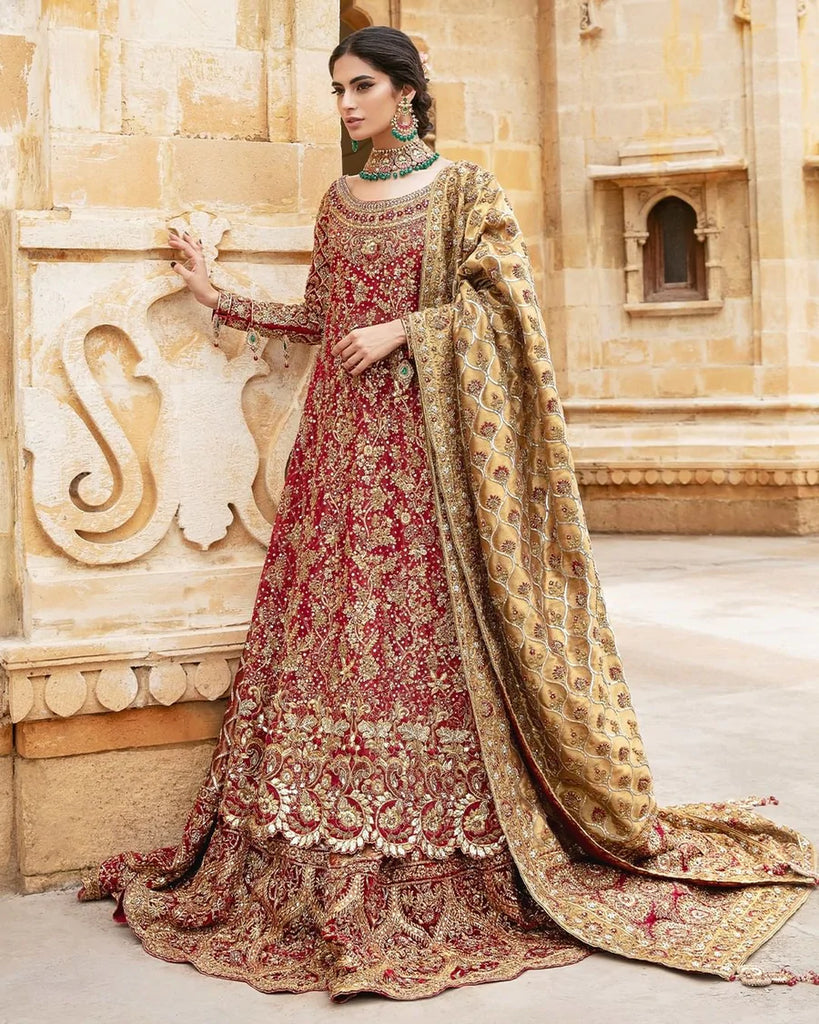 Golden Lehenga Choli Red Dupatta Pakistani Wedding Dress – Nameera By  Farooq | centenariocat.upeu.edu.pe