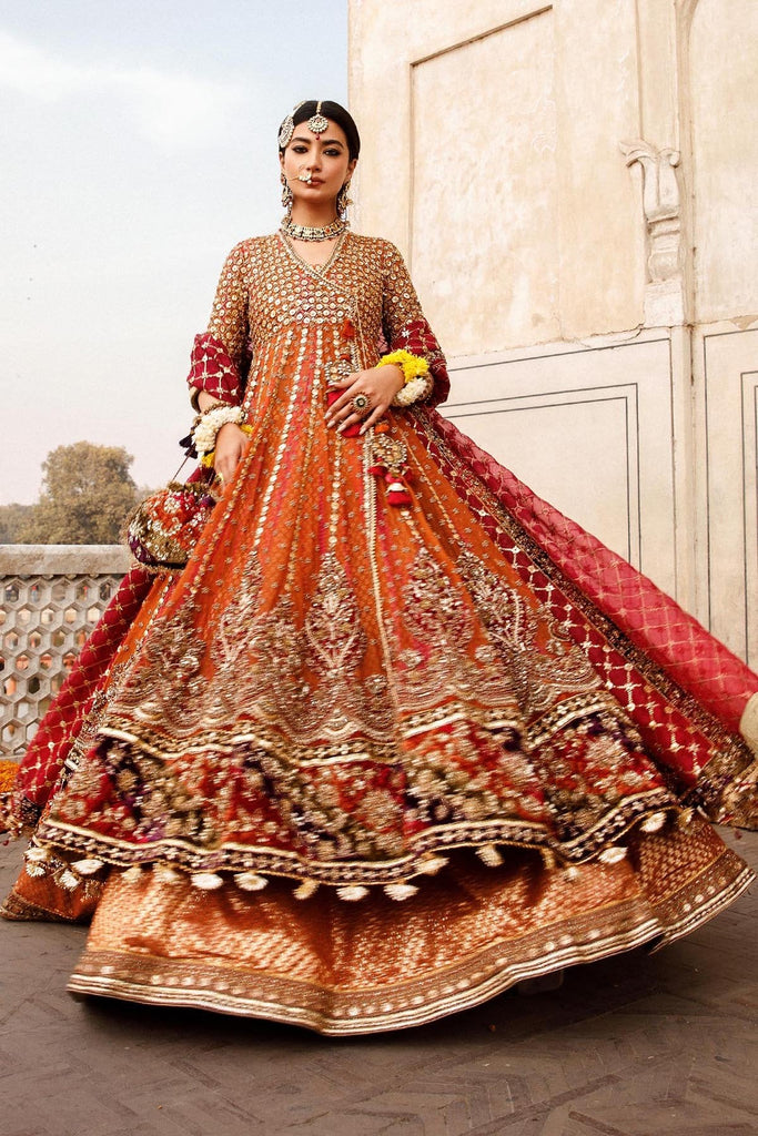 Mehendi Outfits - Buy Latest Mehendi Dresses & Lehengas for Bride Online  2024